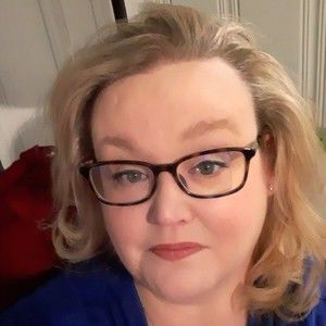 Meet your Posher, Candice